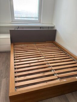 Rám postele IKEA
