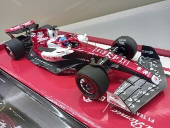 F1 ALFA ROMEO SAUBER C42 BOTTAS BAHRAIN 2022 MINICHAMPS 1:18