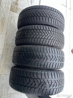 215/60 R16 Pirelli a Dunlop zimne pneu