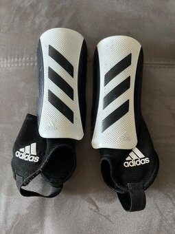 Chrániče adidas
