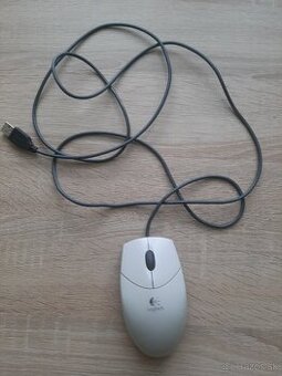 Myš Logitech s káblom