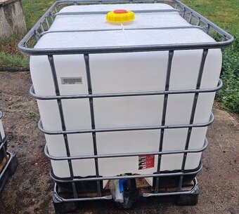 Predám IBC 1000L nádoby
