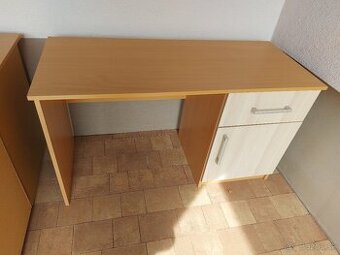 Kancelársky písací stolík