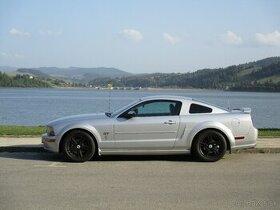 Mustang V8 GT, S197, manual, bez nehôd