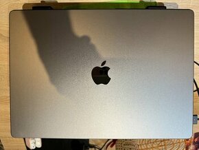MacBook Pro 16 M2 Pro Čip 2023