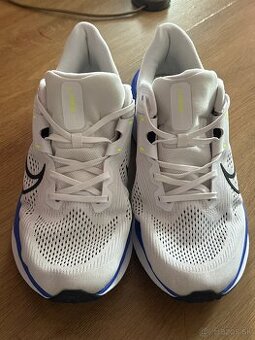 Cestné bežecké tenisky NIKE QUEST 6 veľkosť 47,5