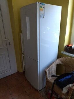 Chladnička Electrolux EN4301AOW