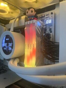 Kingston FURY 32GB KIT DDR5 6400MHz CL32 Renegade White RGB