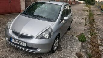 Predam Honda Jazz 1.4 benzin r.v.2002
