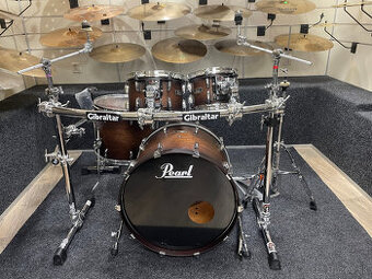 Pearl Fiberglass + Rampa Gibraltar