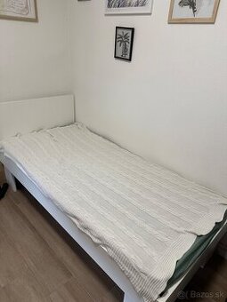 Pekna posteľ 90ka
