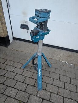 Makita lampa dml814