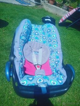 Maxi Cosi vajíčko -Britax sedačka - 1