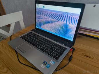 Lenovo notebook - 1