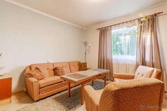 DARUJEM gauč/pohovku s dvoma kreslami