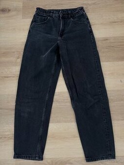 Bershka dámske čierne boyfriend džínsy