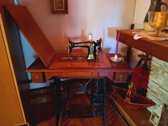 Šijací stroj minerva