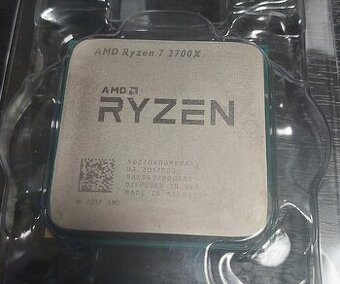 AMD Ryzen 7 2700X + AMD Wraith PRISM Cooler