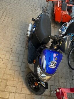 Skuter 50