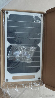 10W prenosny solarny panel/nabijacka s USB Portom