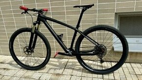 Predám karbónový horský bicykel 29