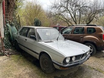 Bmw e28 520i