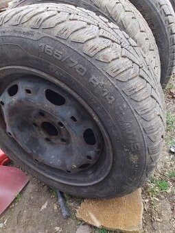 Predám kolesá na Fabiu 165,7014 zimne