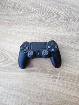 Dualshock 4 na PS4