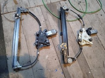 Alfa Romeo 156 elektricke stahovačky