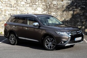 MITSUBISHI OUTLANDER 2.2 DI-D Intense+ A/T