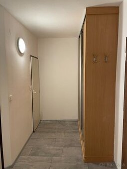 Prenajom 1-izbove bytu v Michalovciah na SNP