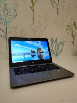 HP EliteBook 820 G3 / 8gb ram / i5-6200u / 256gb ssd