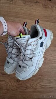 Damske tenisky Tommy Hilfiger, vel.40