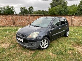 Ford Fiesta 1.4 benzín 59kw