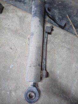Predám hydraulické valce - 1
