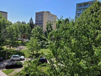 prenajom 2 -izbový byt Banská Bystrica