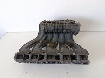 sacie potrubie mercedes benz ML a612090 80€