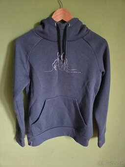 Podkolienky, tričká, mikina