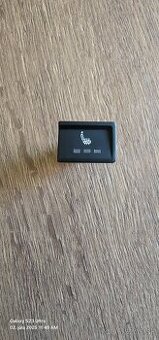 Spínač vyhrievanie sedadla pravý zadný Škoda