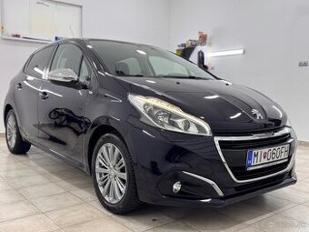 Peugeot 208 1.2 PureTech Style 2017 121 000km SK✅