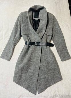 Asymetrický sivý kabát zn. Pietro Filipi originál