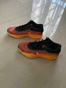 Nike G.T. Hustle Academy "Black Total Orange"