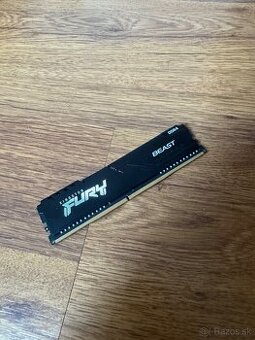 DDR4 RAM 16GB (2×8GB) – HyperX + Kingston Fury