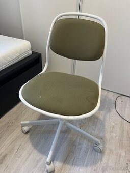 IKEA ÖRFJÄLL Otočná stolička