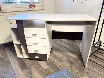 Predám písací stolik