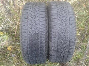 Zimne pneumatiky:215/60/r16