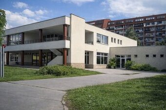 CENTRUM MESTA - TIP TOP OBCHODNÉ PRIESTORY NOVA ADRESA VÁŠHO