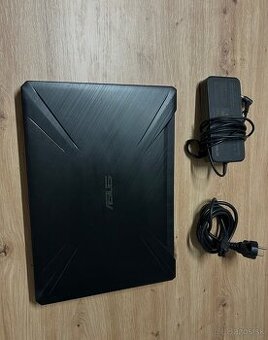 Predám Asus Tuf Gaming FX505DU Minimálne Známky