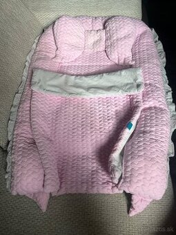 Hniezdo pre novorodenca