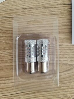 Predám Osram LED auto žiarovka BAU15s Canbus žltá